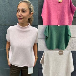 Skladem znovu pink a zelený 🥰 https://www.butikn.cz/svetr-bez-rukavu/